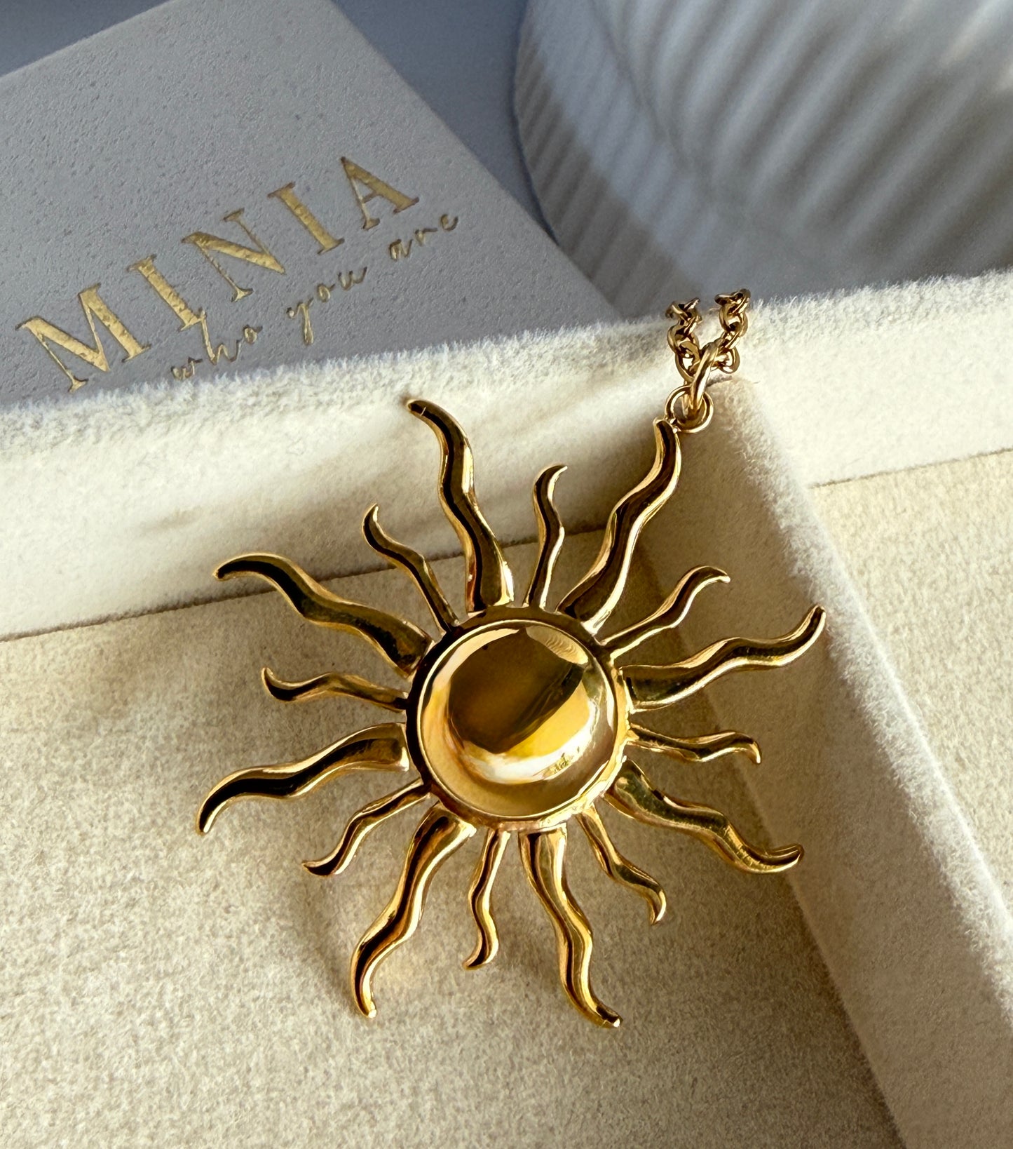 Sun Classic Charm