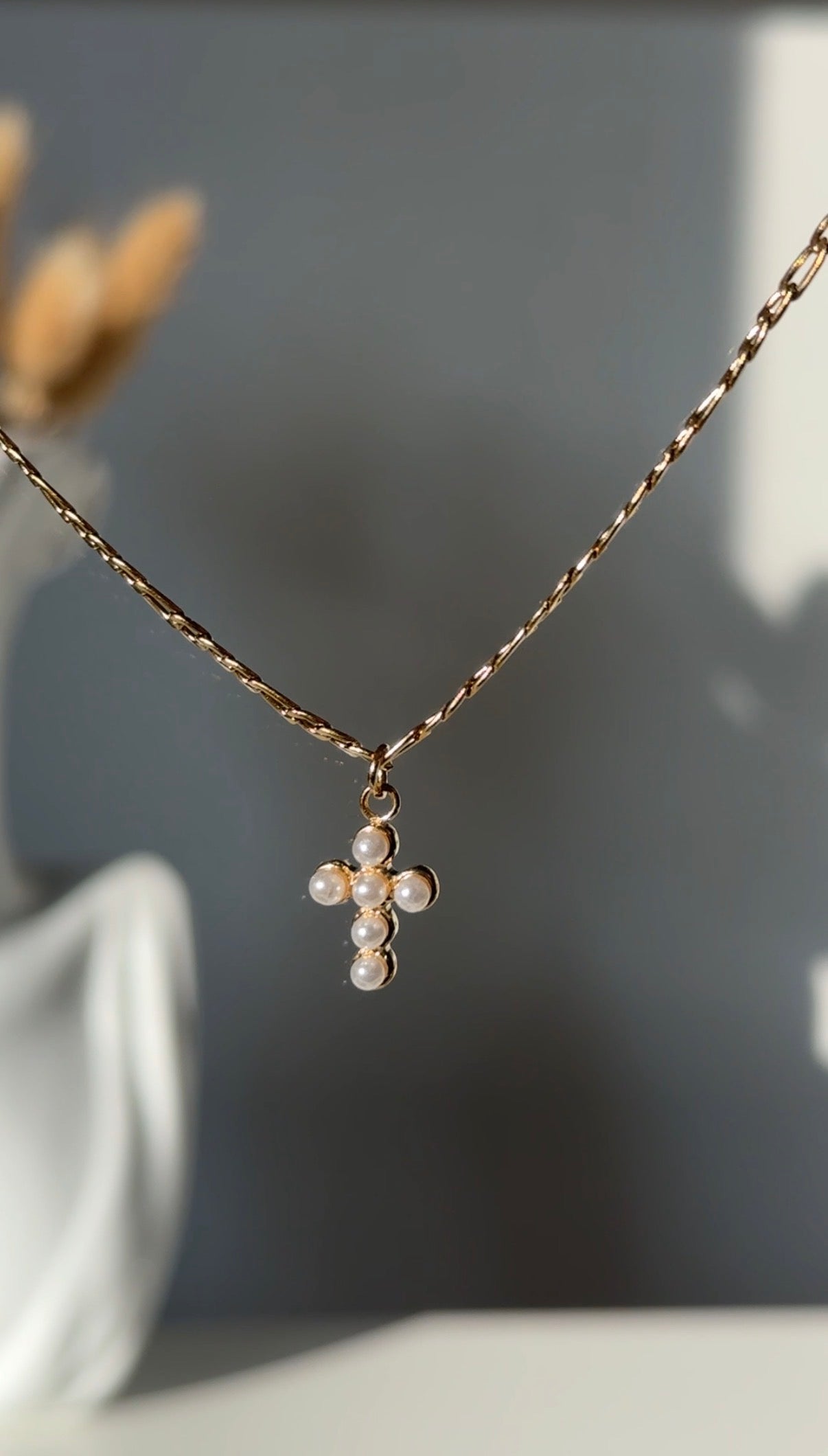 Collier ELARA