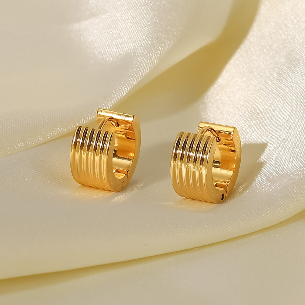 JIL – Mini Groove Hoop Earrings, Gold Plated