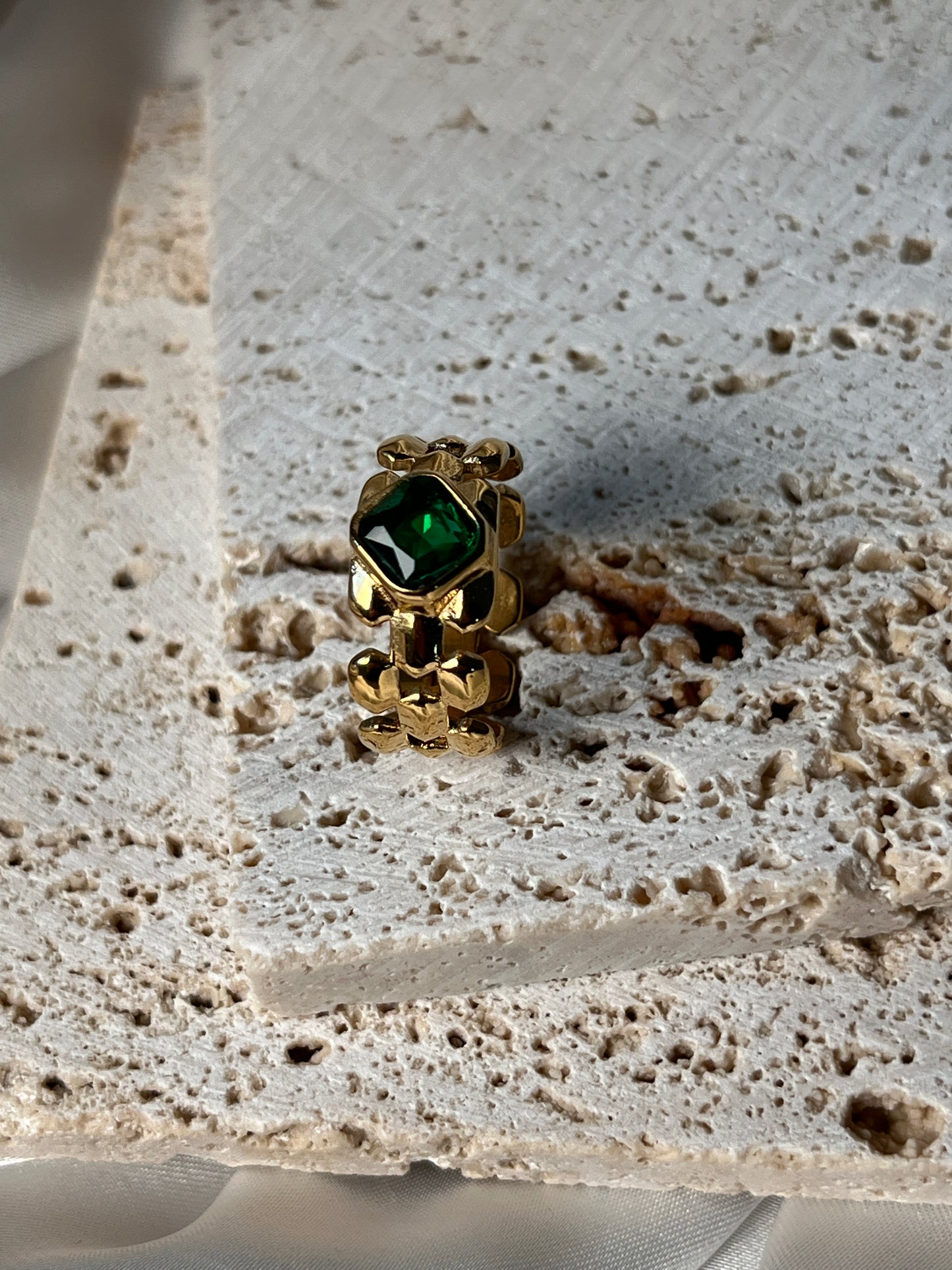 ELLA – Green Stone Ring, Gold-Plated