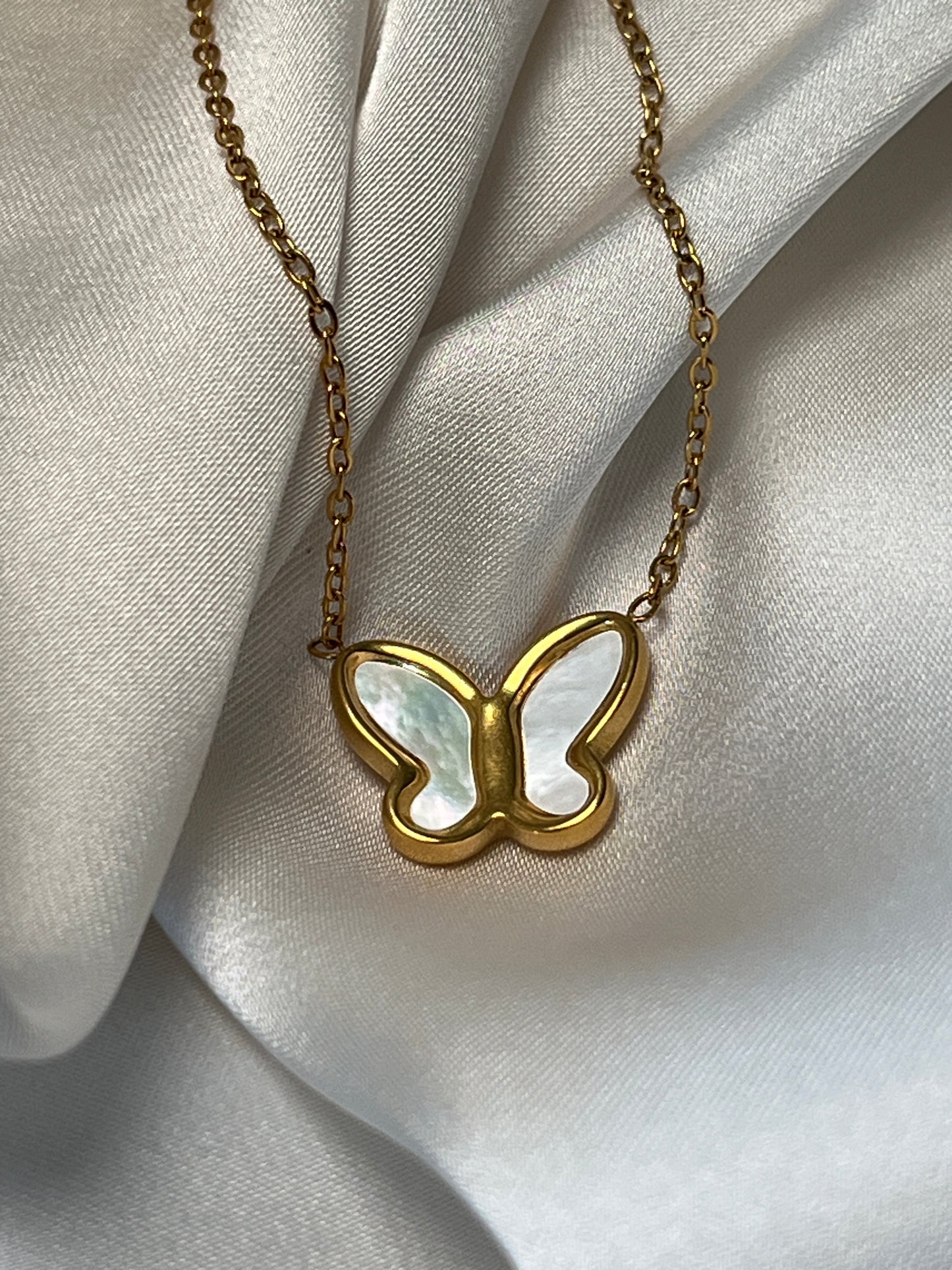 LOU – Necklace, Gold Plated