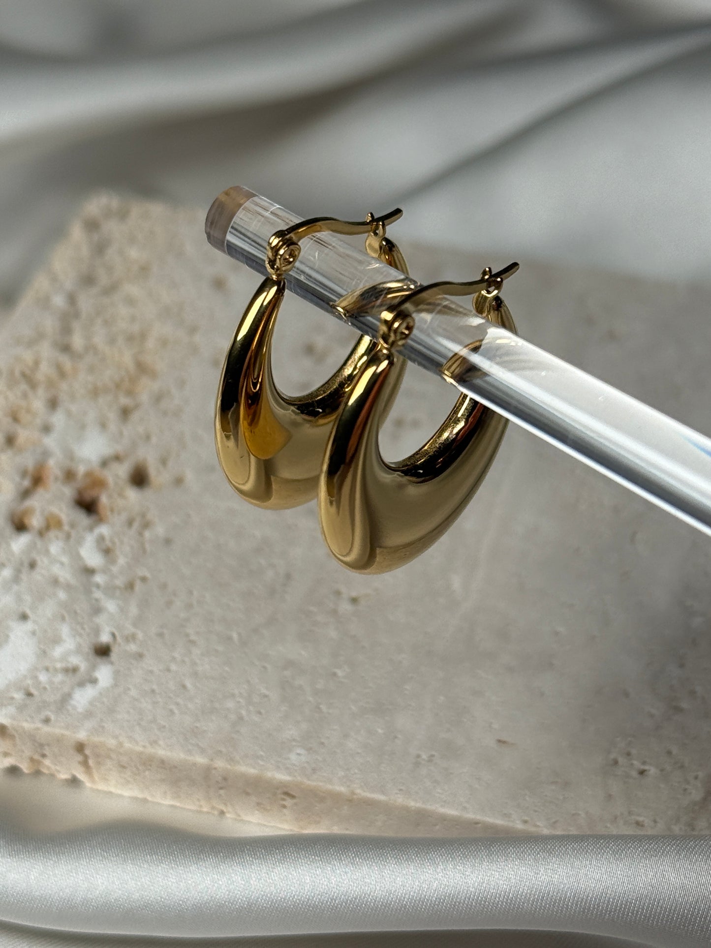 SUN – Chunky Hoop Earrings, Gold Plated