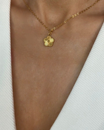 Clover Gold Charm