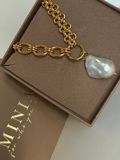 ALVA – Chunky Chain Pearl Necklace, Gold Plated