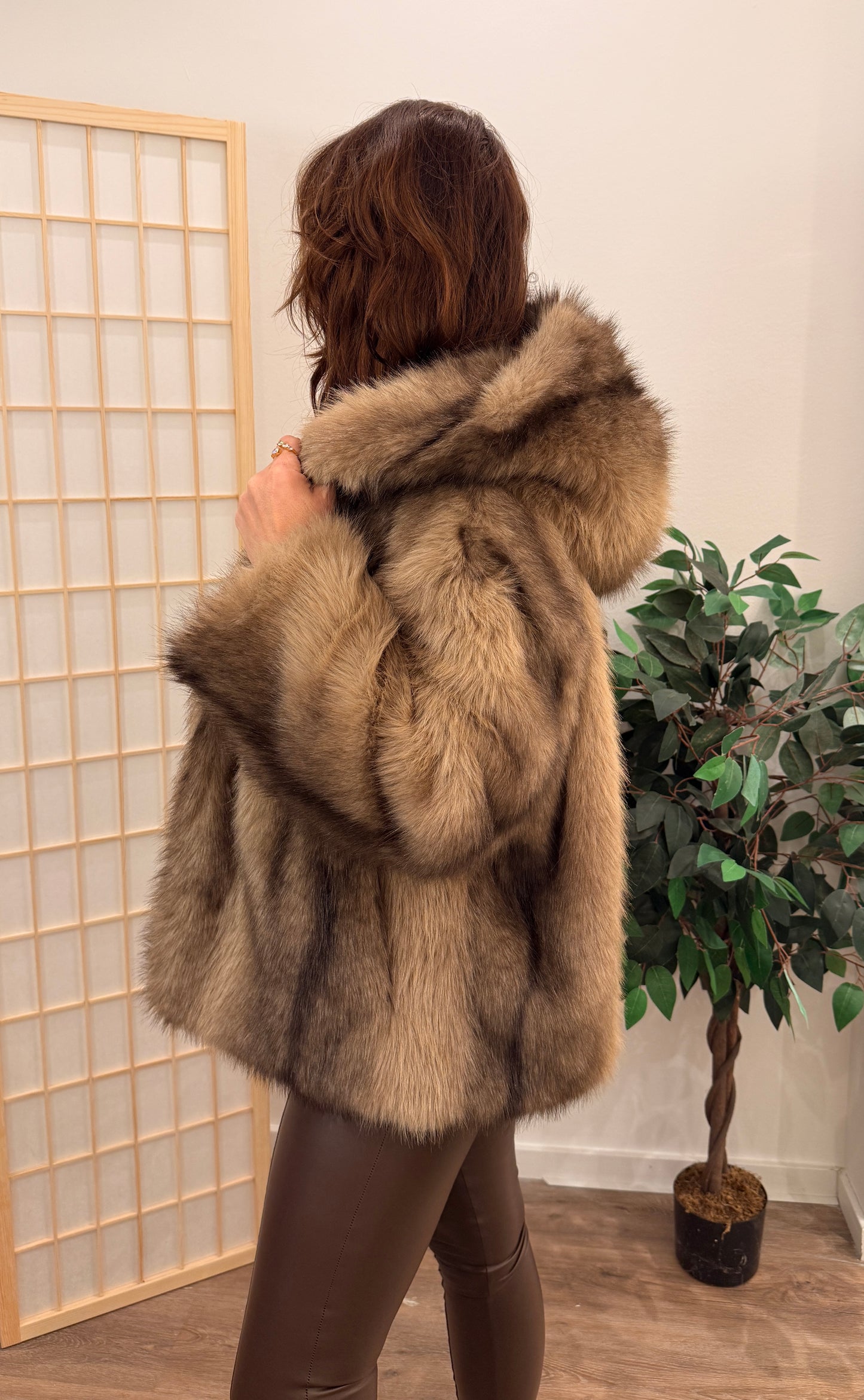 AMÉLIE Faux Fur Jacke