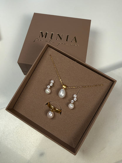 LIORA – Pearl Necklace, Gold Plated