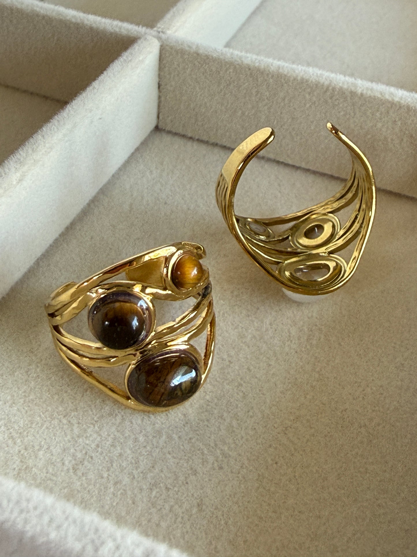 Adjustable Natural Stone Ring · 18K Gold-Plated Stainless Steel