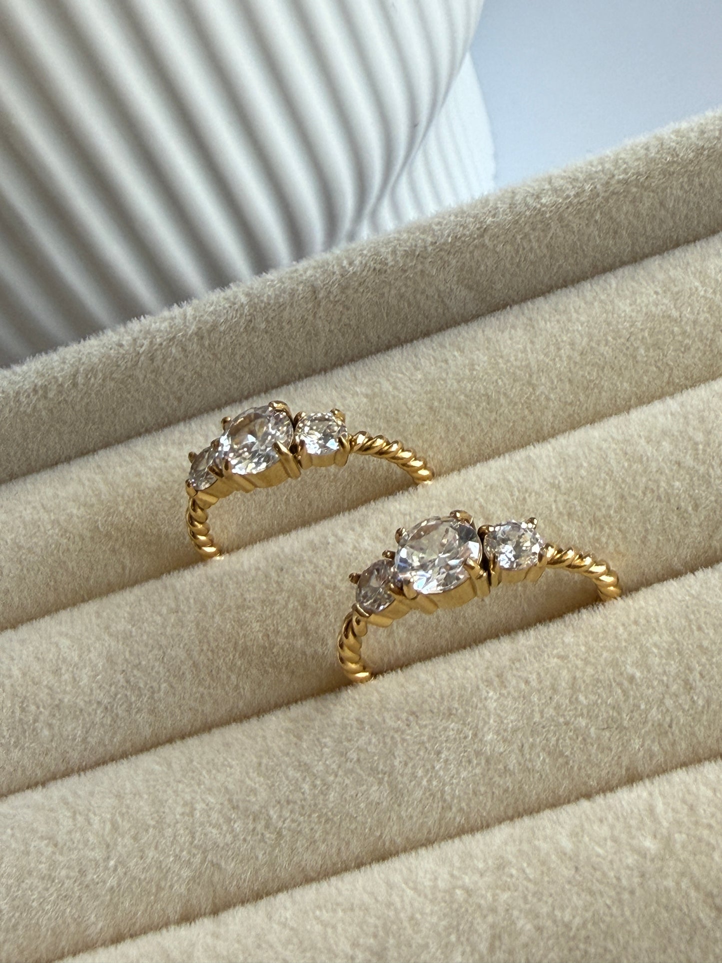 ISABEL – Cubic Zirconia Ring, Gold-Plated