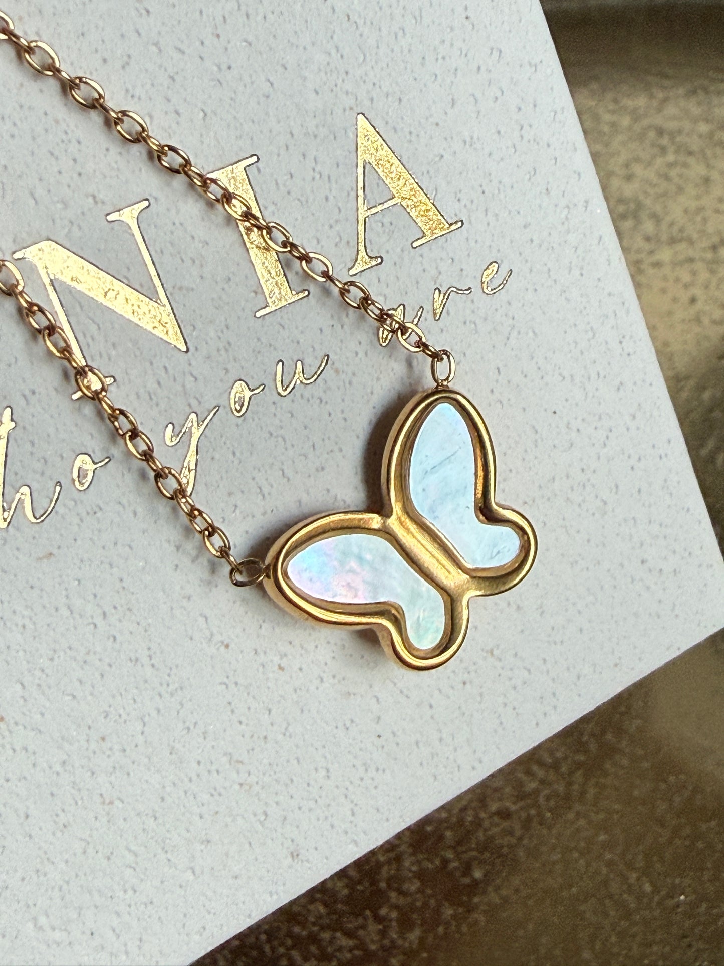 LOU – Necklace, Gold Plated