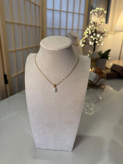 LIORA – Pearl Necklace, Gold Plated