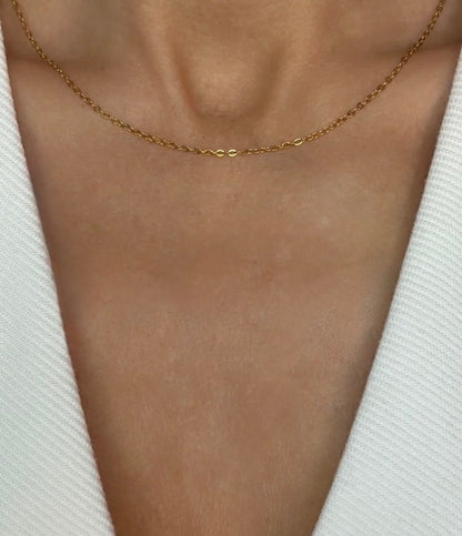 Delicate Chain Necklace · 18K Gold Plated Stainless Steel · 1.5mm