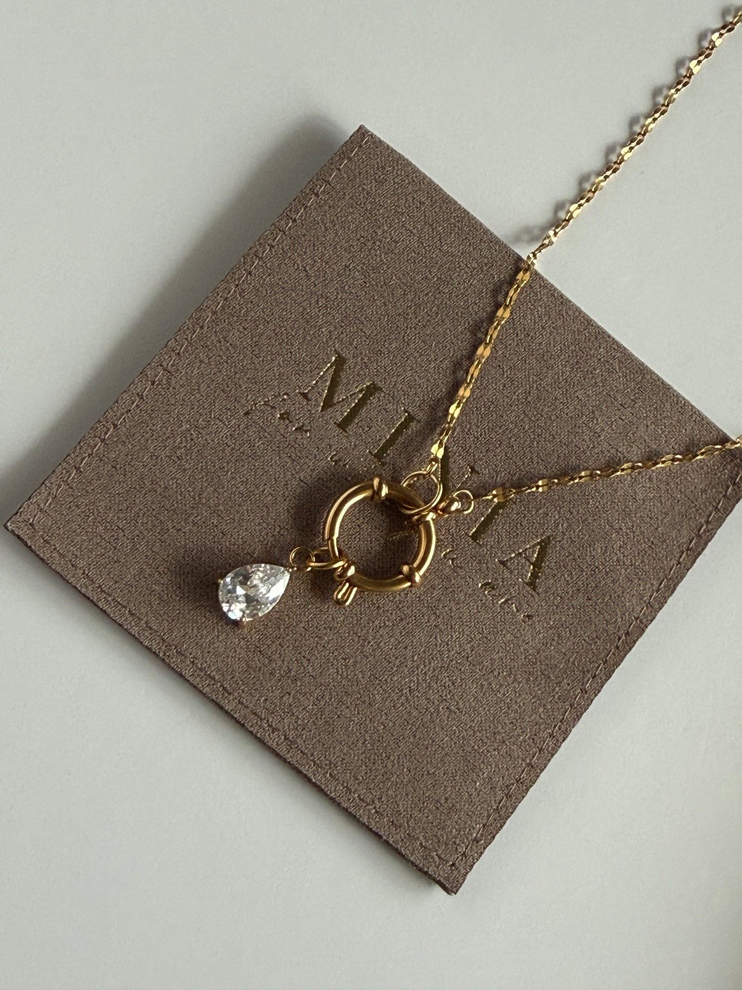 Zirkon Tropfen Charm