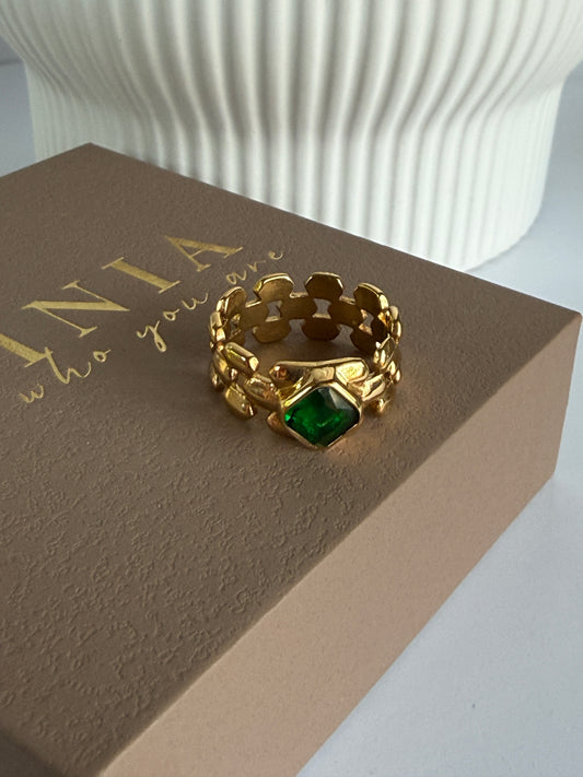 ELLA – Green Stone Ring, Gold-Plated