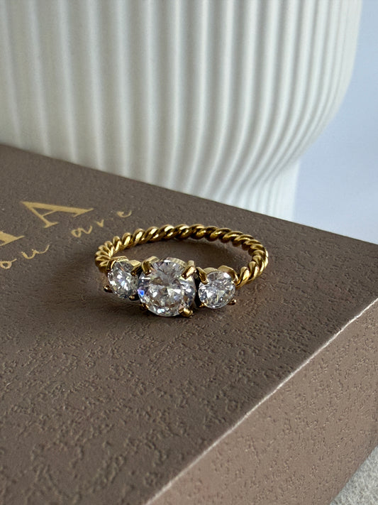 ISABEL – Cubic Zirconia Ring, Gold-Plated