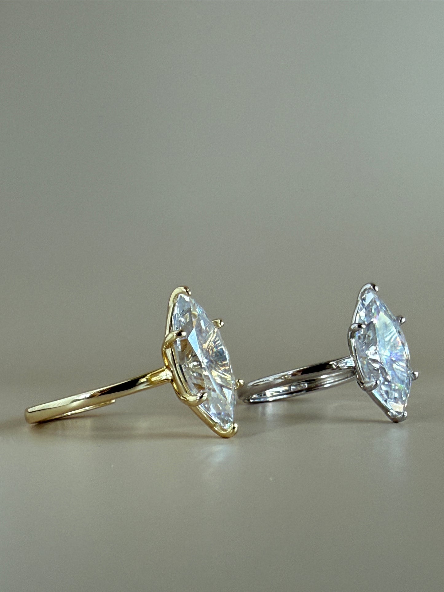 LIVI – Adjustable 8A Cubic Zirconia Ring – Sterling Silver