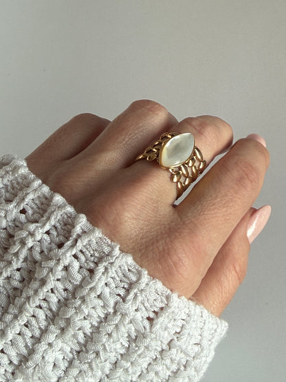 Adjustable White Shell Ring , 18K Gold Plated Stainless Steel