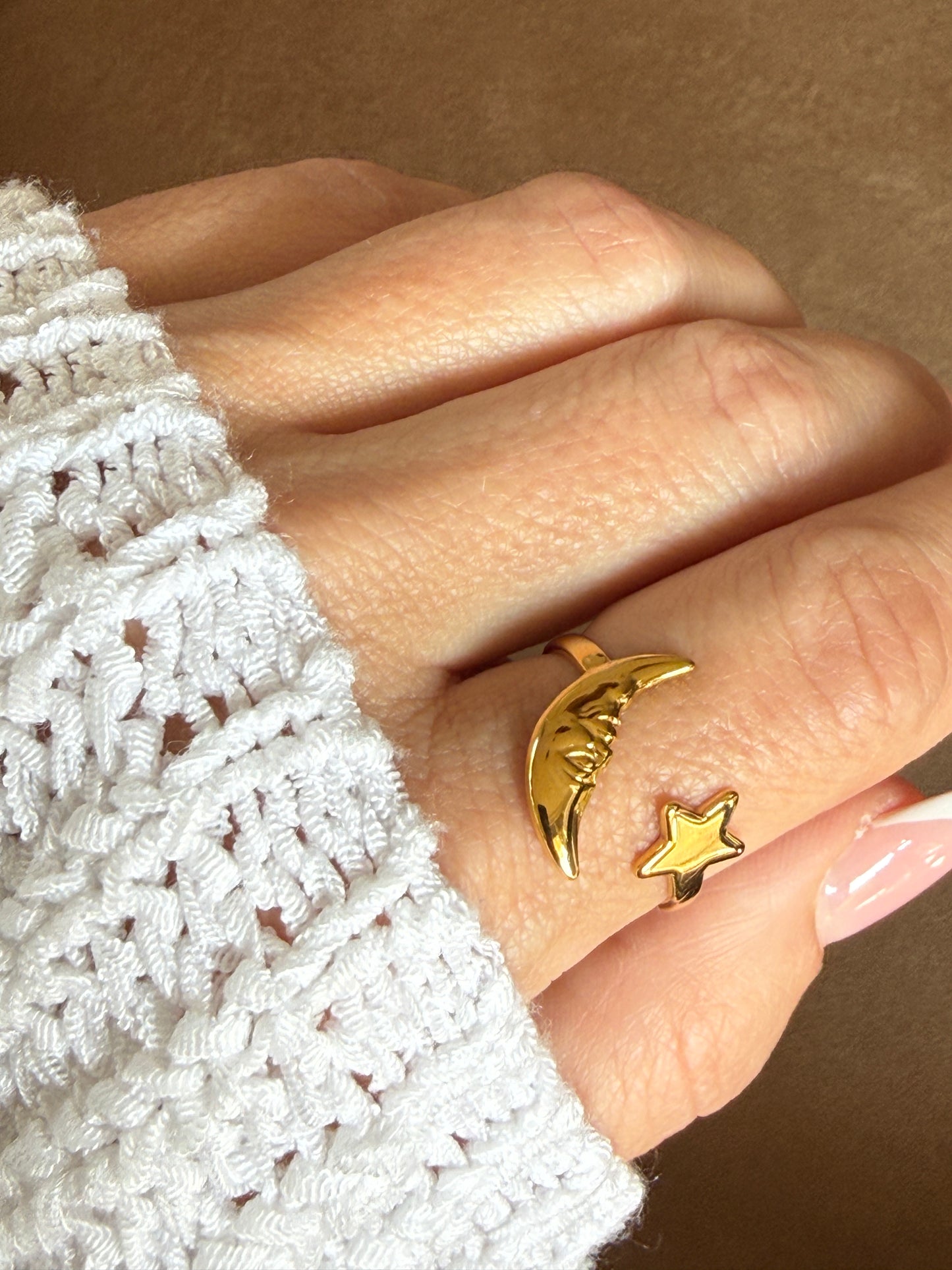 SOLIS – Adjustable Moon & Star Ring, Gold-Plated
