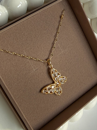 LOTTI – Butterfly Pendant Necklace, Gold Plated