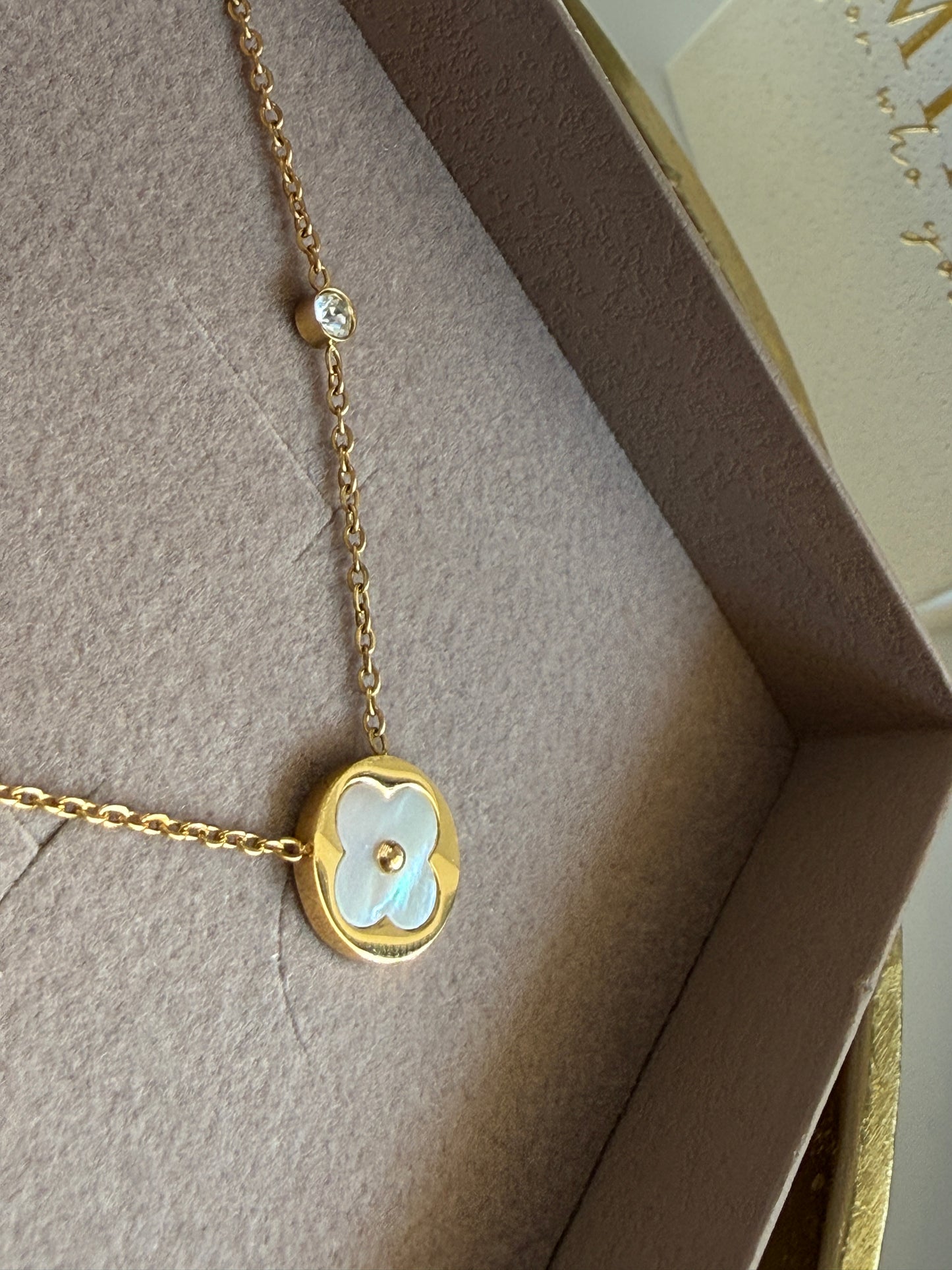 ANI – Necklace, Gold Plated