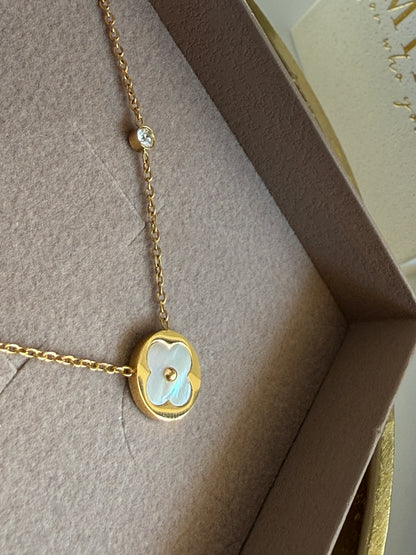 ANI – Necklace, Gold Plated