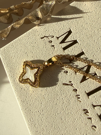 HANNA – Pendant Necklace, Gold Plated