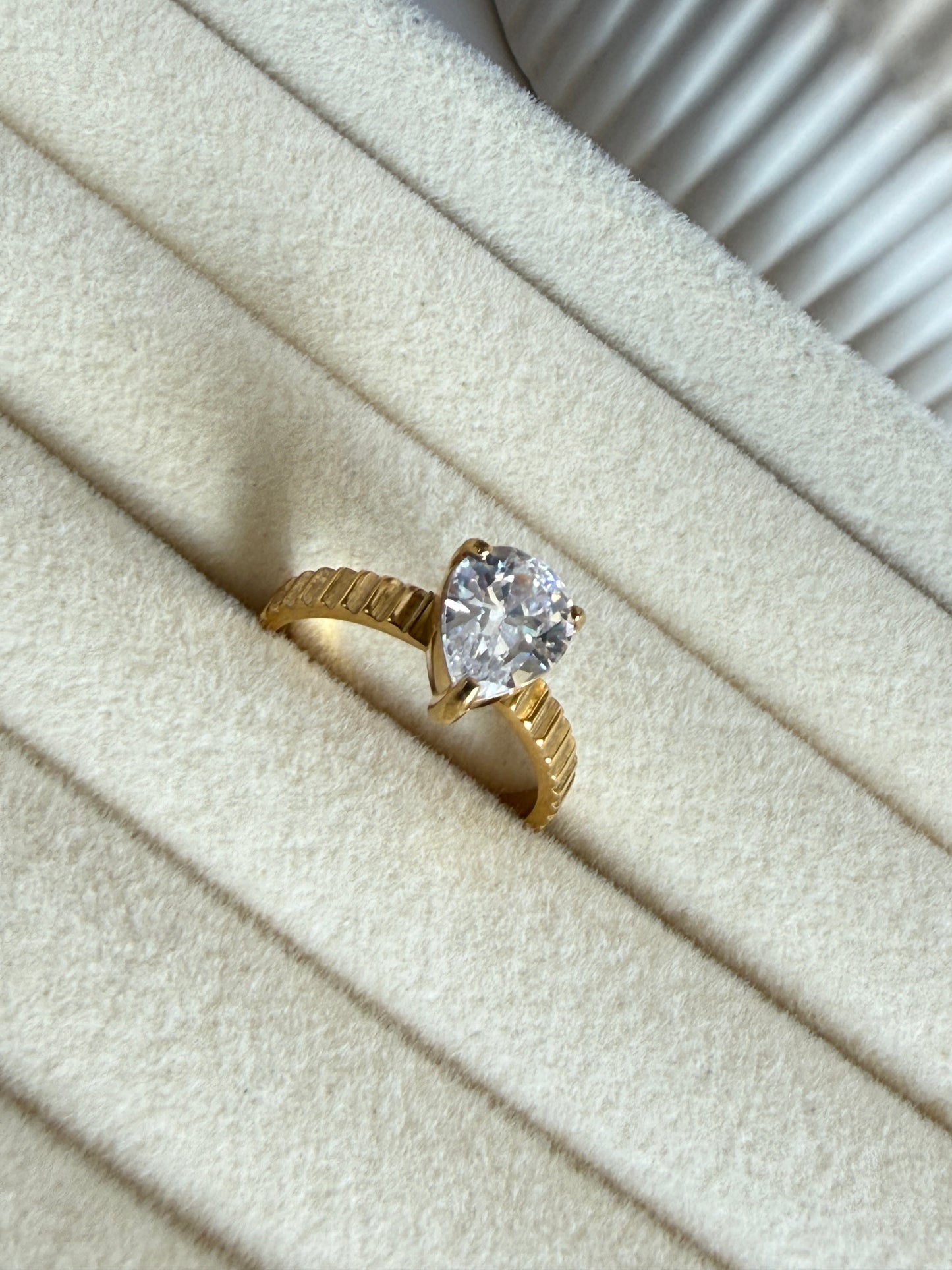 LINA – Adjustable Ring, Gold Plated