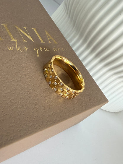 MARA – Cubic Zirconia Ring – Gold-Plated