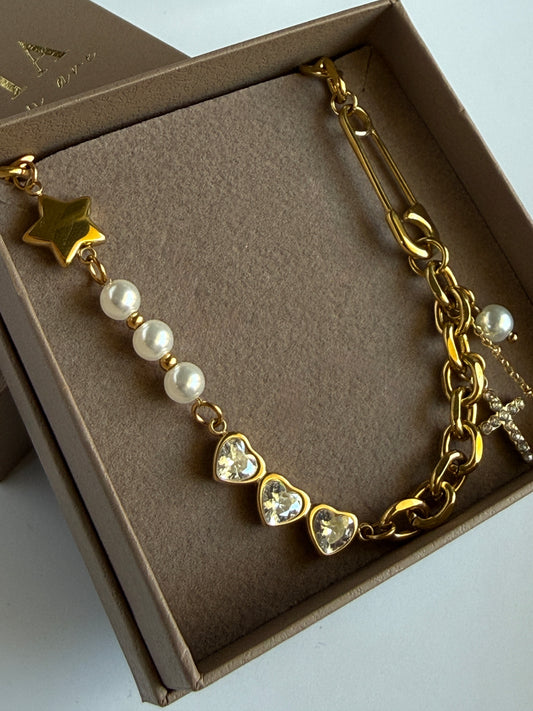 MAYA – Pearl & Heart Charm Necklace, Gold Plated
