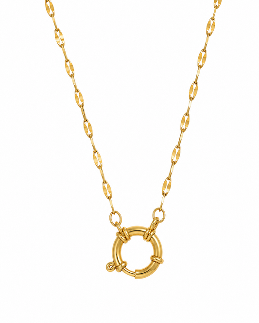 Twisted Oval Link Charm Halskette