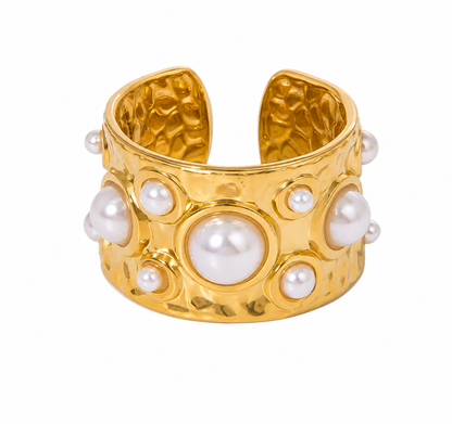 Pearl Crush Ring