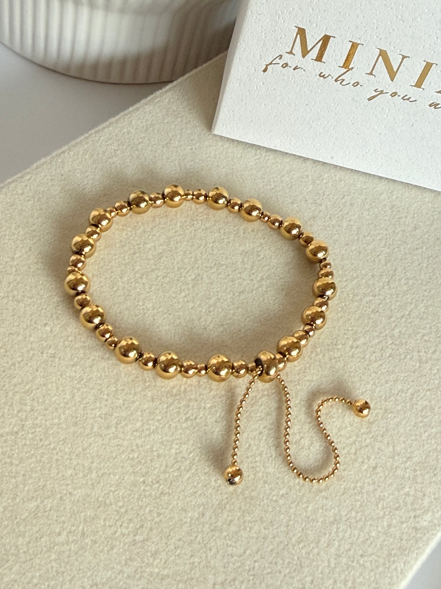 Armband AVA
