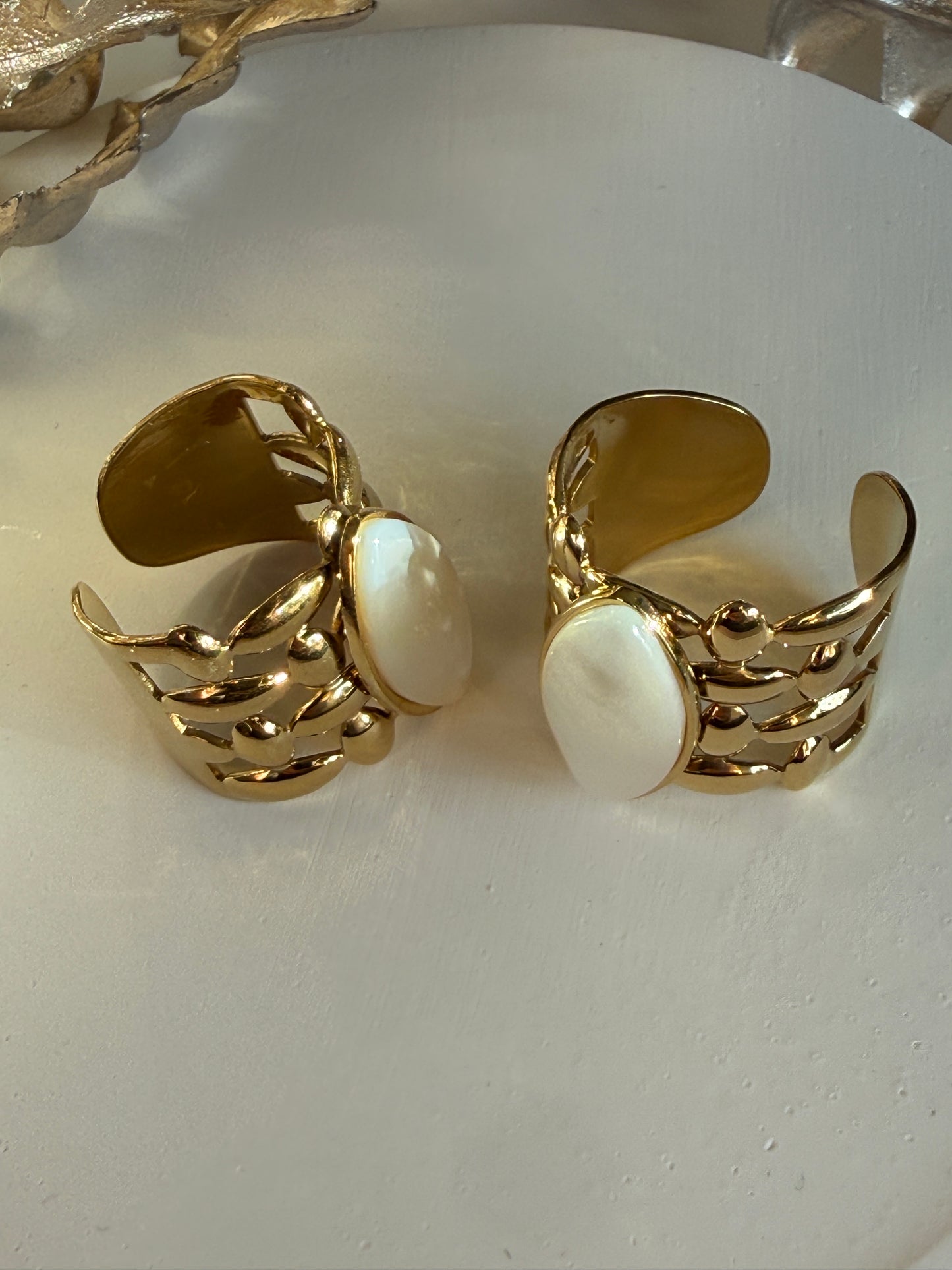 Adjustable White Shell Ring , 18K Gold Plated Stainless Steel