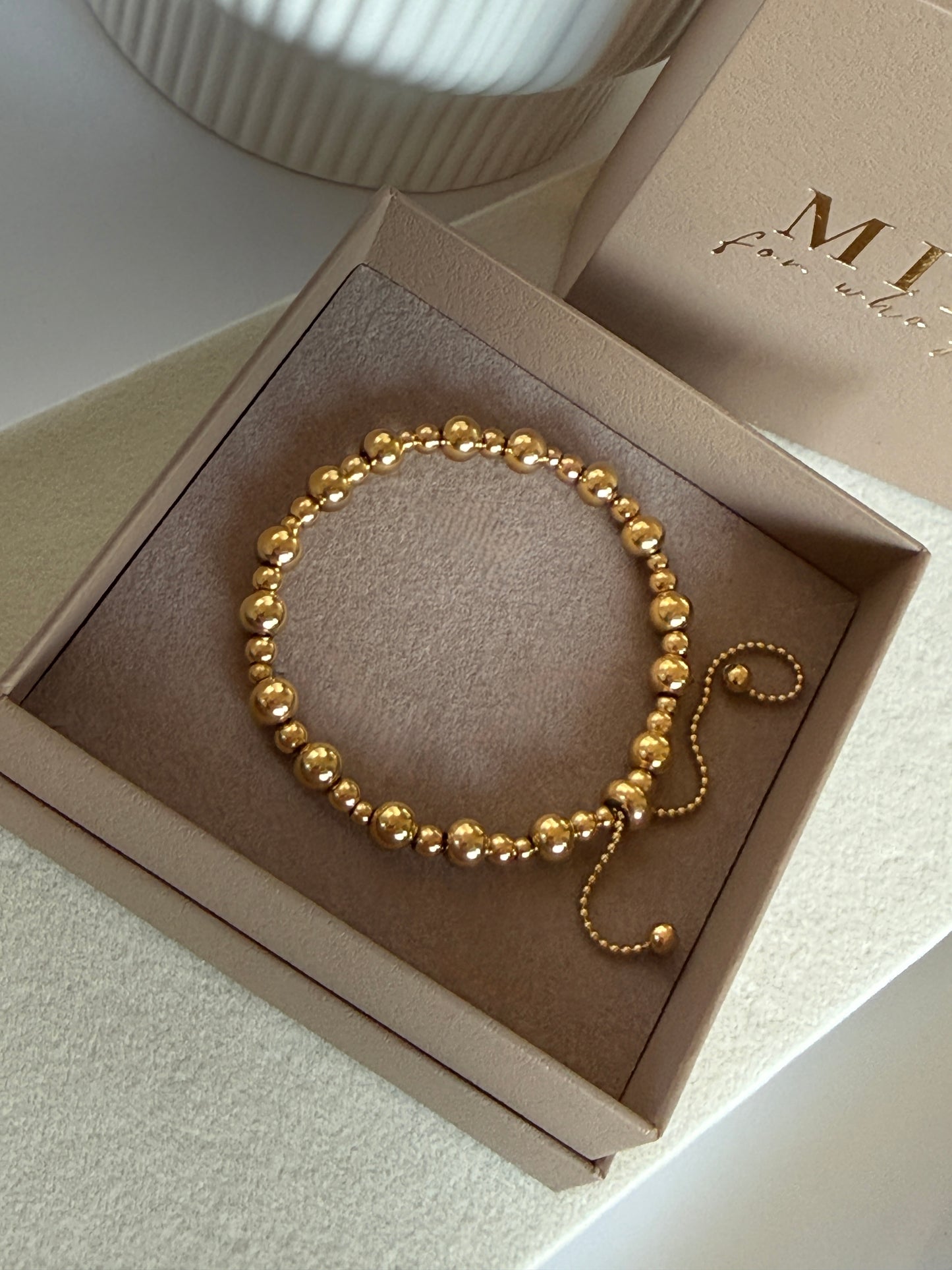 Armband AVA