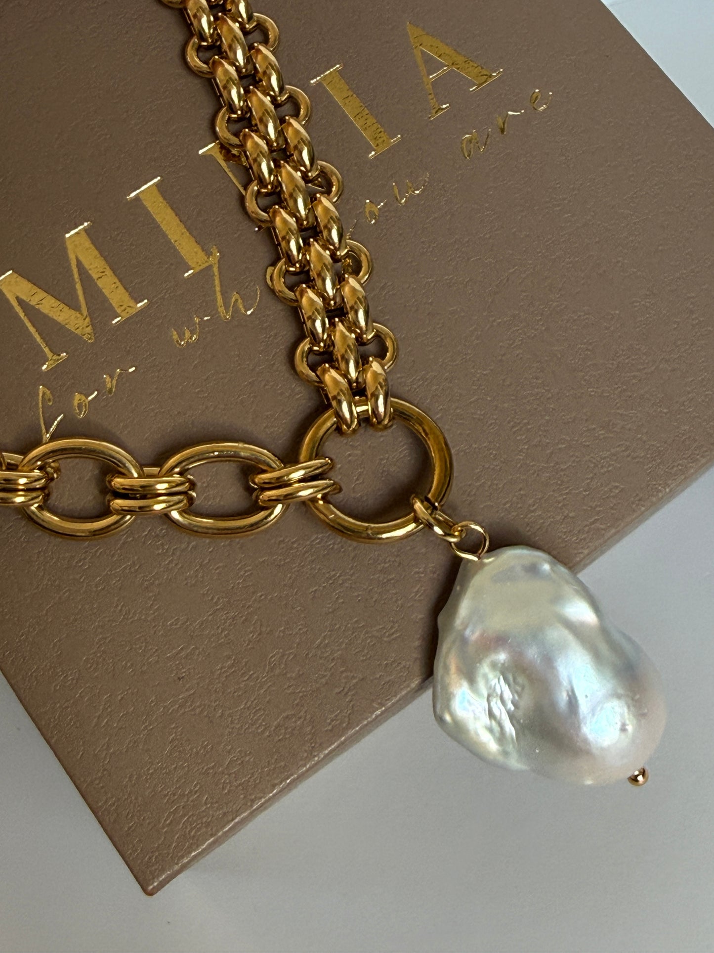 ALVA – Chunky Chain Pearl Necklace, Gold Plated