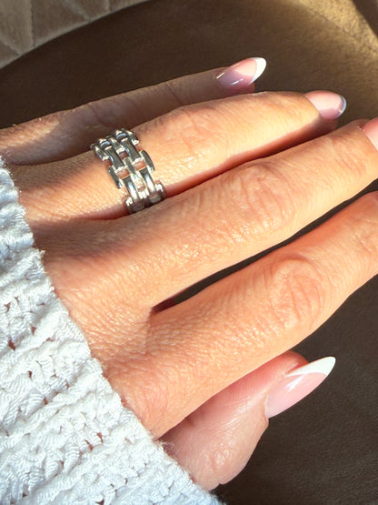LIVIA – Statement Ring