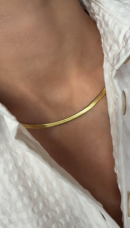 RIO – Flat Snake Chain Necklace, Gold Plated