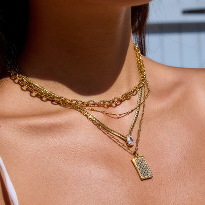 LEO – Pendant Necklace, Gold Plated