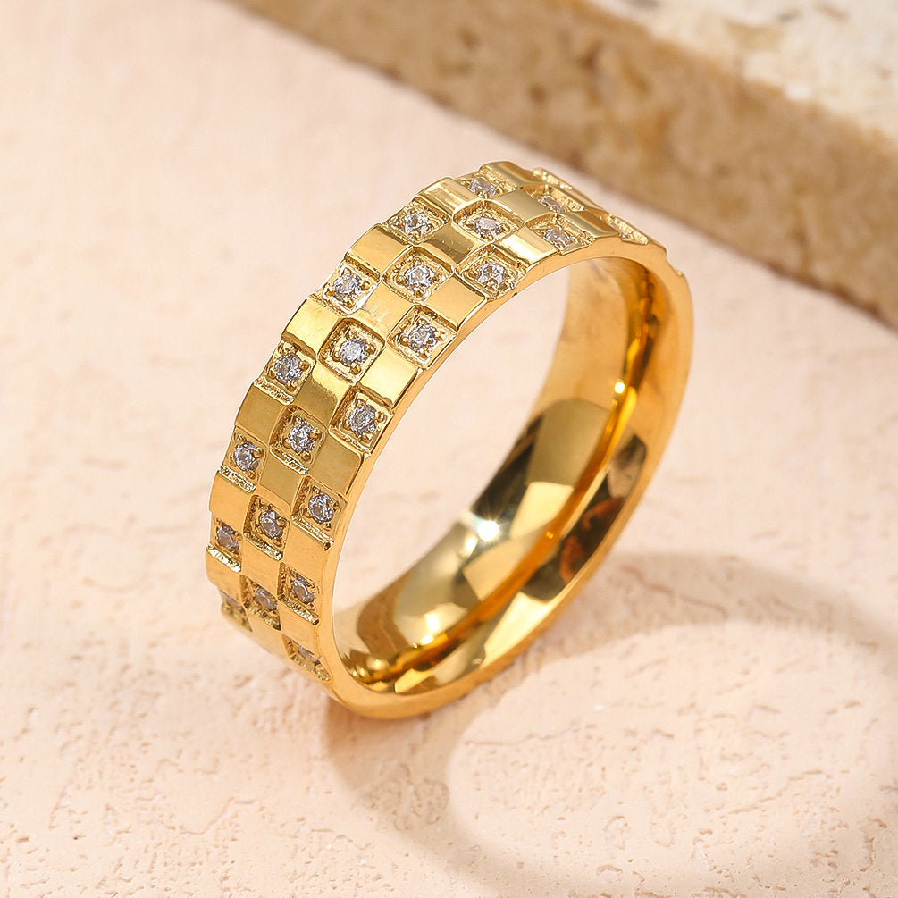 MARA – Cubic Zirconia Ring – Gold-Plated