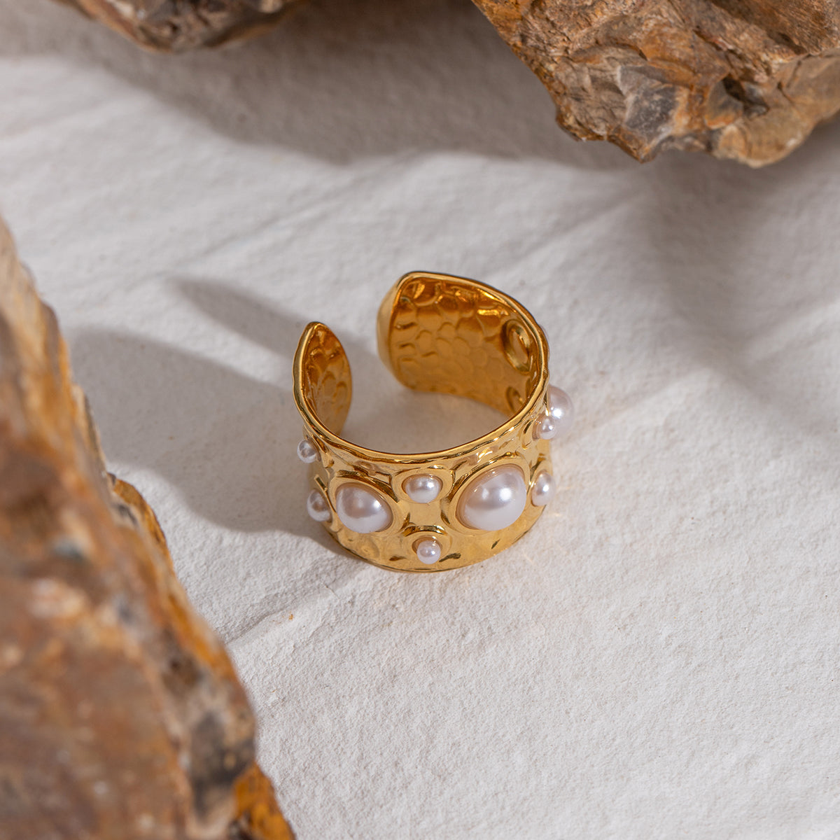 MILA – Pearl Ring, Gold Plated