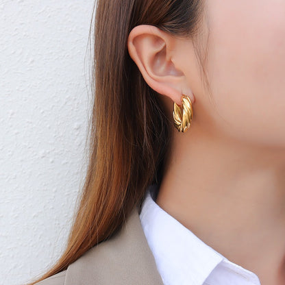 GRACIE – Twisted Hoop Earrings, Gold Plated