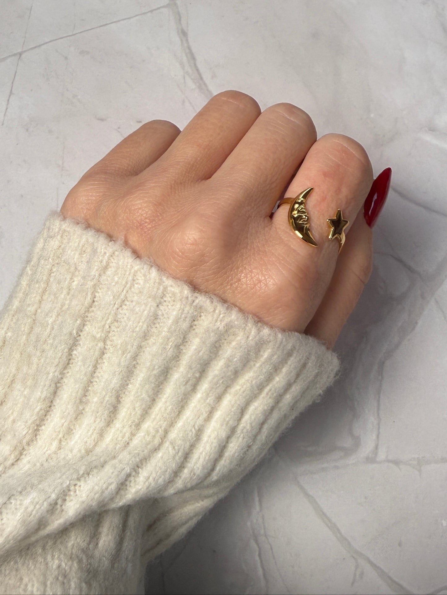 SOLIS – Adjustable Moon & Star Ring, Gold-Plated