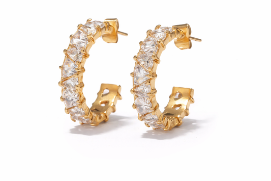 OLIVIA – Zirkonia Half Hoop Earrings, Gold Plated