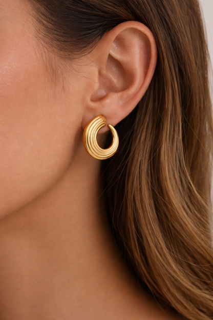 NELE – Half Stud Earrings, Gold Plated