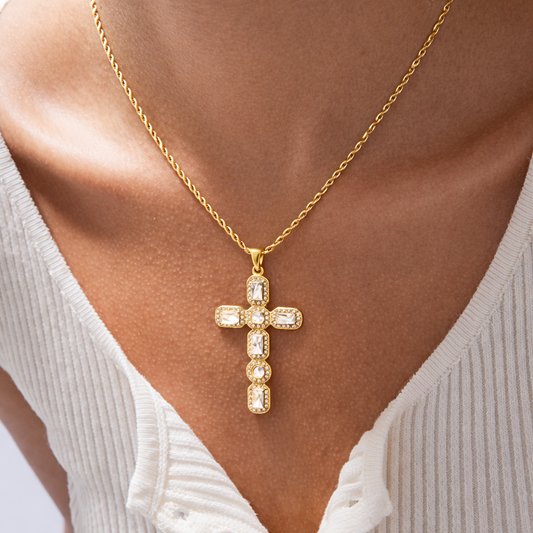 MAVI – Zirconia Cross Necklace, Gold Plated