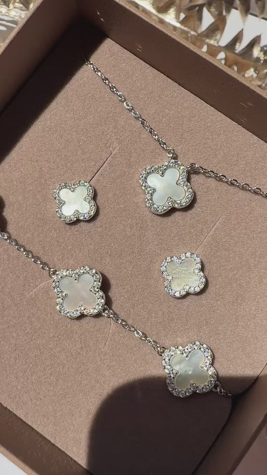 925 Sterling Silver Jewelry Set with Clover Design